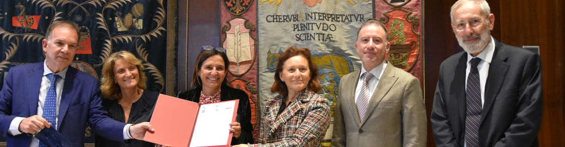 firma dell'accordo con la Rettrice - Foto di Stefania Sepulcri firma dell'accordo con la Rettrice - Foto di Stefania Sepulcri