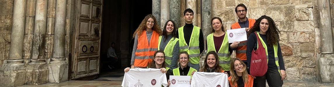 Foto di gruppo degli studiosi