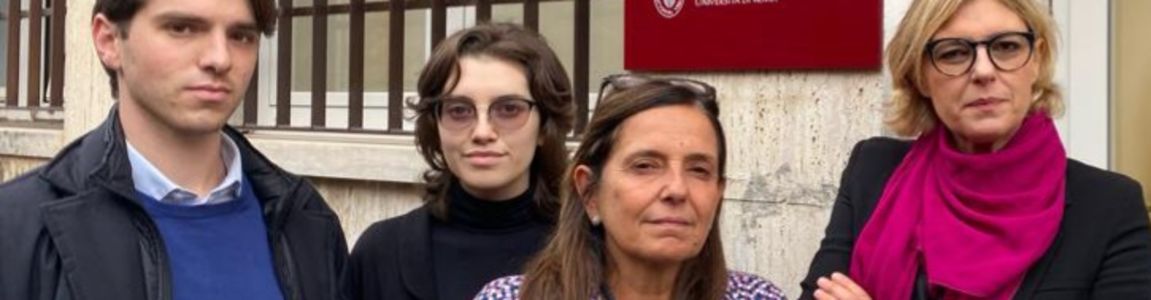 La rettrice con la Consigliera di fiducia d'Ateneo e due studenti