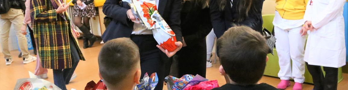 Foto di gruppo con bambini