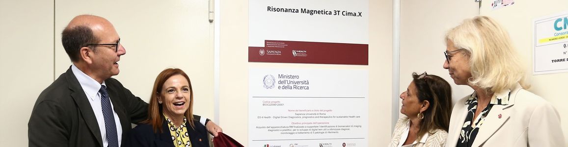 Catalano, Panebianco, Polimeni, Sarto svelano la targa della nuova Risonanza Magnetica