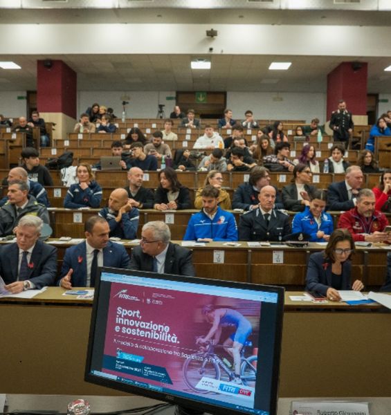 Sport, innovazione e sostenibilità: alla Sapienza la presentazione  del primo Report di Sostenibilità della Federazione Italiana Triathlon