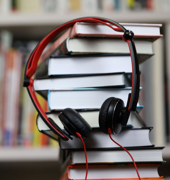 I libri parlano: dona la tua voce ai libri delle biblioteche Sapienza