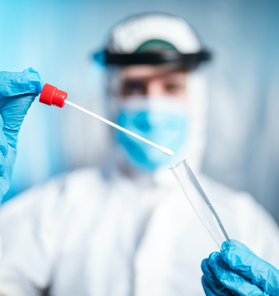 COVID-19: il tampone molecolare per le persone asintomatiche positive agli anticorpi anti-SARS-CoV-2 è una procedura necessaria?