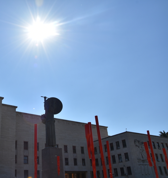"Fata Morgana, la fonte sospesa" - inaugurazione della istallazione scultorea nella fontana della Sapienza