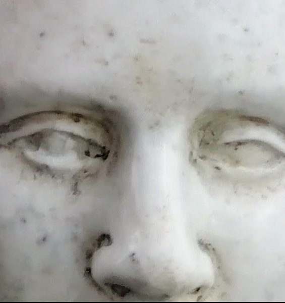 Luminescenza. Un omaggio a tutte le donne con una statua di Felice Tagliaferri