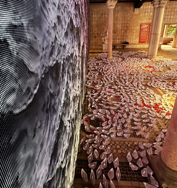 Inaugurata a Venezia la mostra Naufragi – Approdi
