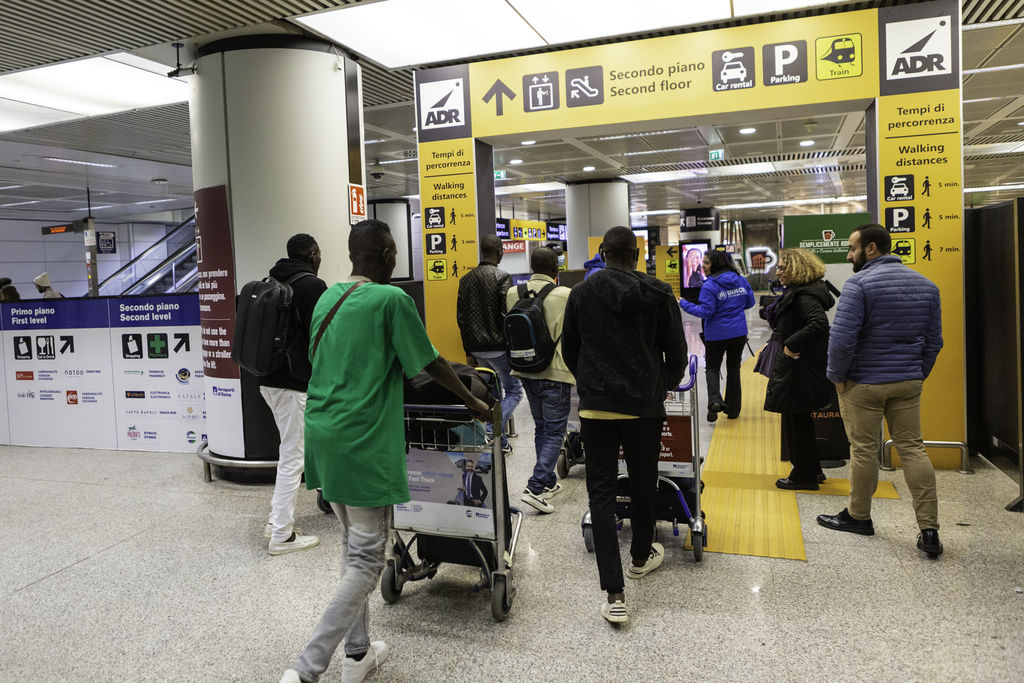 Arrivo degli studenti rifugiati a Fiumicino