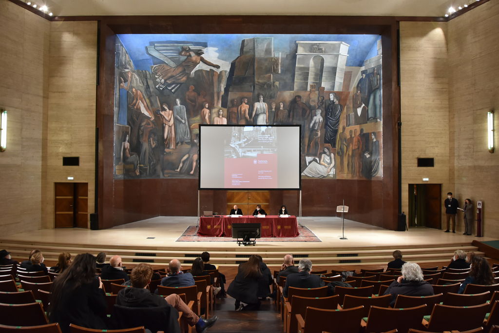 Aula magna allestita - Foto di Stefania Sepulcri