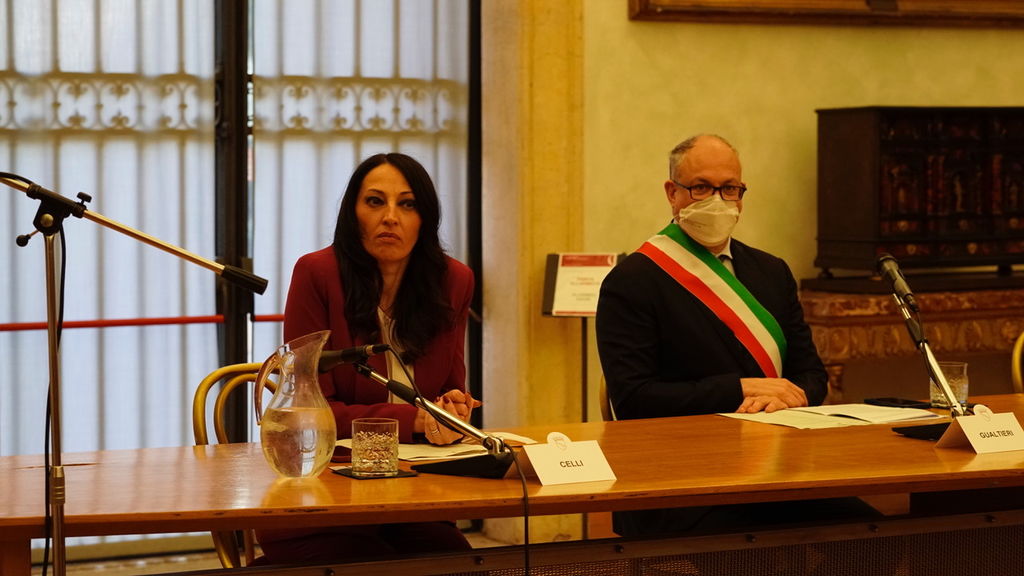 Sindaco Roberto Gualtieri e Presidente dell'Assemblea Capitolina al tavolo di presidenza