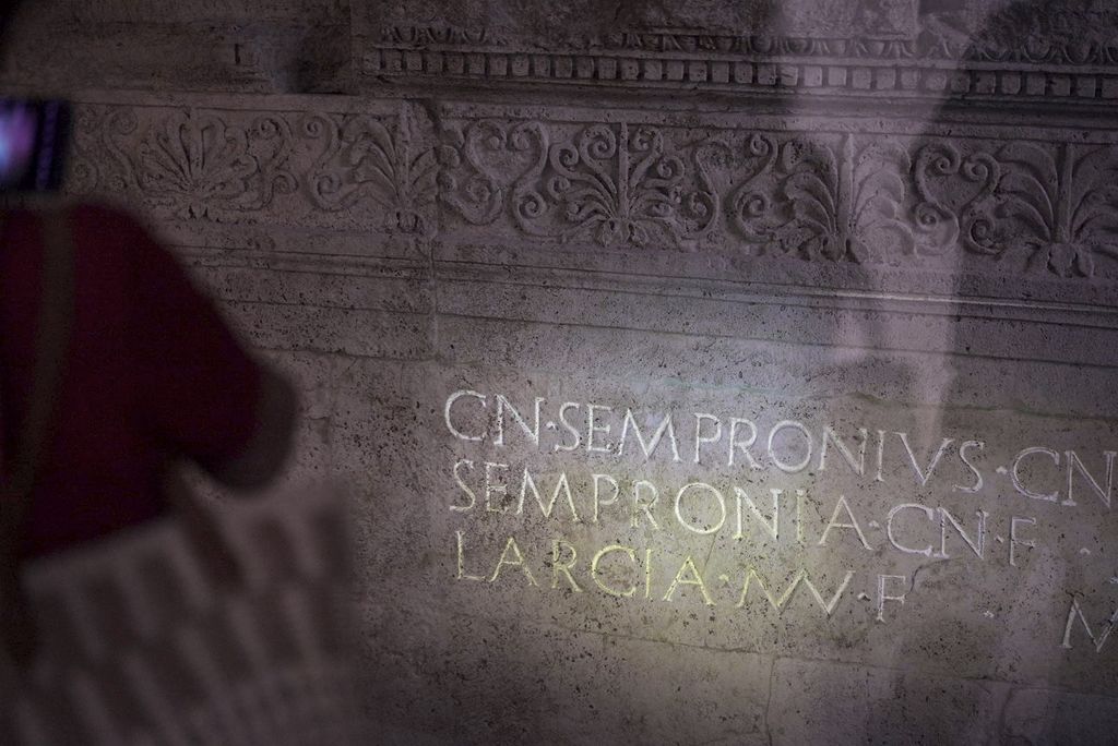 Frammento del Sepolcro dei Sempronii