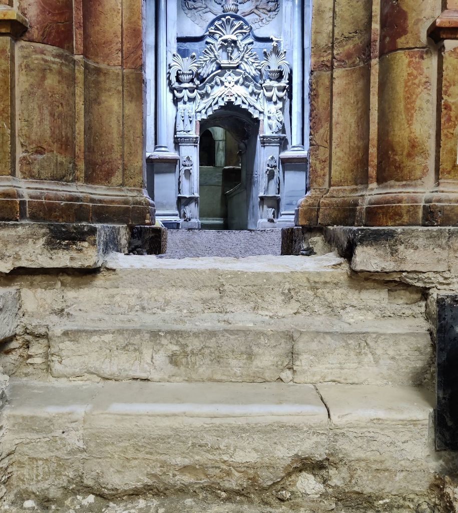 Ingresso dell’edicola