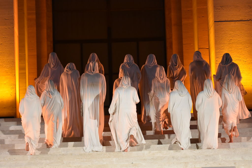 Un momento dello spettacolo di Theatron