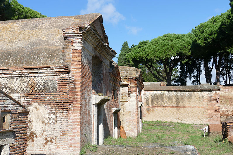 Isola Sacra