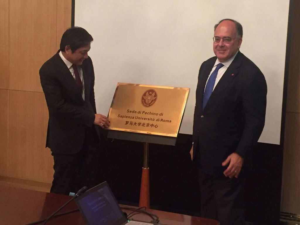 inaugurazione di un ufficio della Sapienza alla Beijing Foreign Studies University