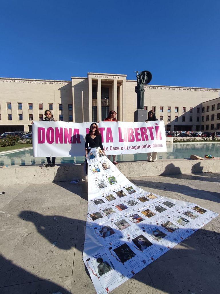 In ricordo delle vittime delle proteste