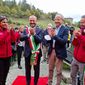 foto di gruppo del team del laboratorio di Poggio Baldi con la Rettrice