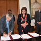 Firma protocollo d'intesa (Foto di Stefania Sepulcri)