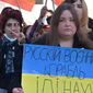 Ragazze alla manifestazione del 2 marzo per la pace