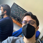 gli studenti durante le attività di monitoraggio del satellite