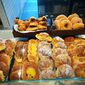 dolci mattutini cornetti croissant