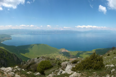 Il lago di Ocrida